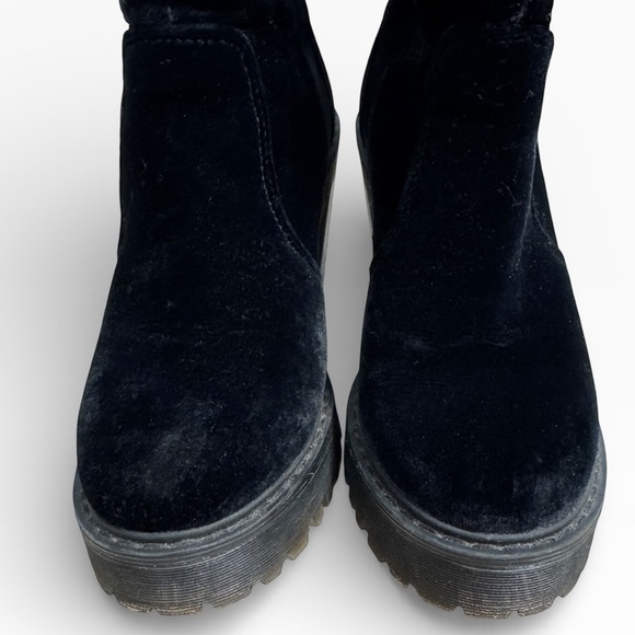 Dr. Martens Magdalena II Velvet Platform Ankle Boots Black US 7 UK 5 - Picture 4 of 8